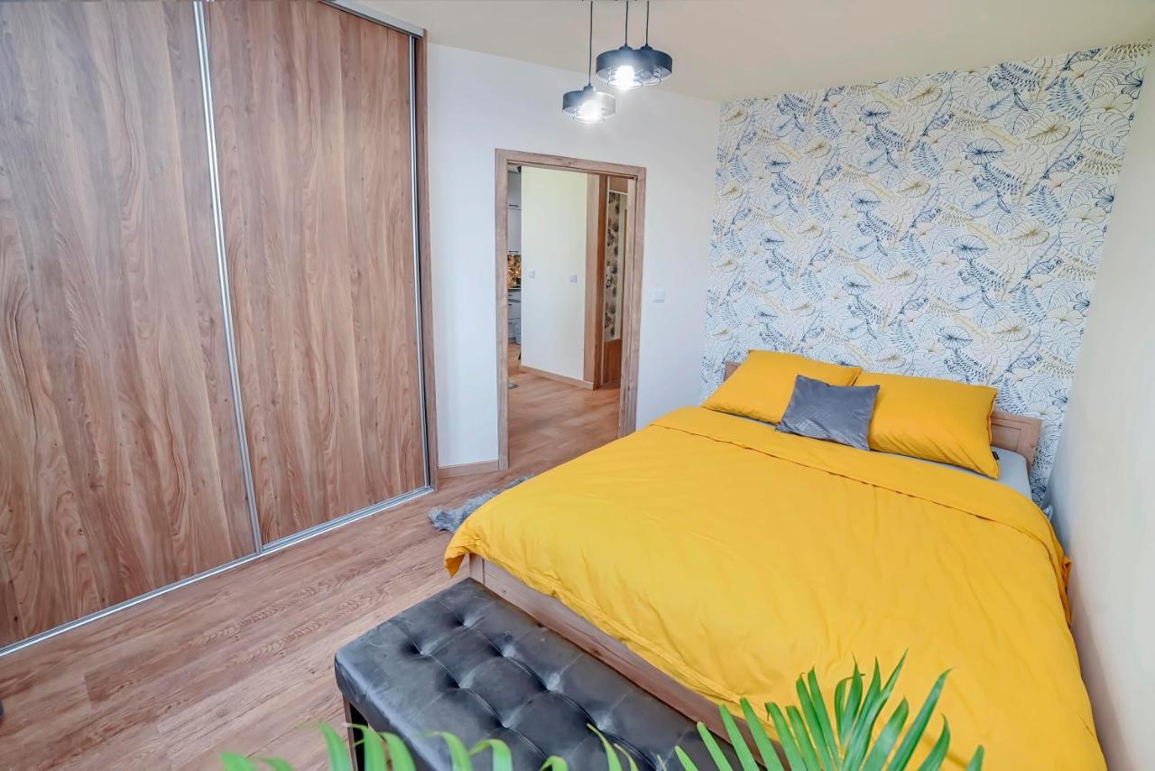 Apartament Na Zlotej Podkowie Daire Głogów Dış mekan fotoğraf